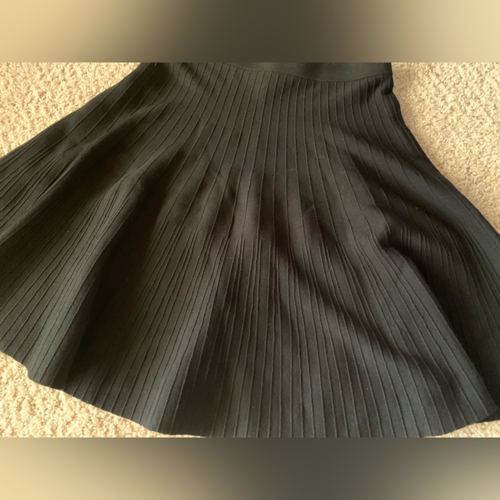 Womens Pleated skirt